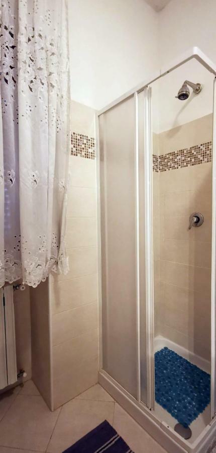Le Stanze Di Ginevra - Via Tescione Hotel Касерта Екстериор снимка