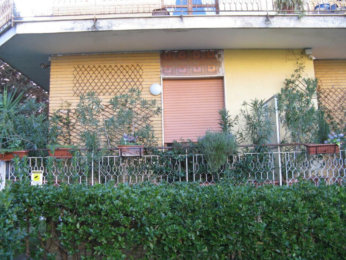 Le Stanze Di Ginevra - Via Tescione Hotel Касерта Екстериор снимка