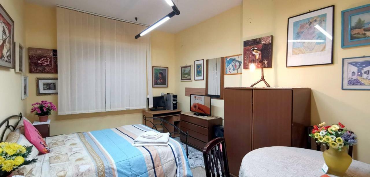 Le Stanze Di Ginevra - Via Tescione Hotel Касерта Екстериор снимка